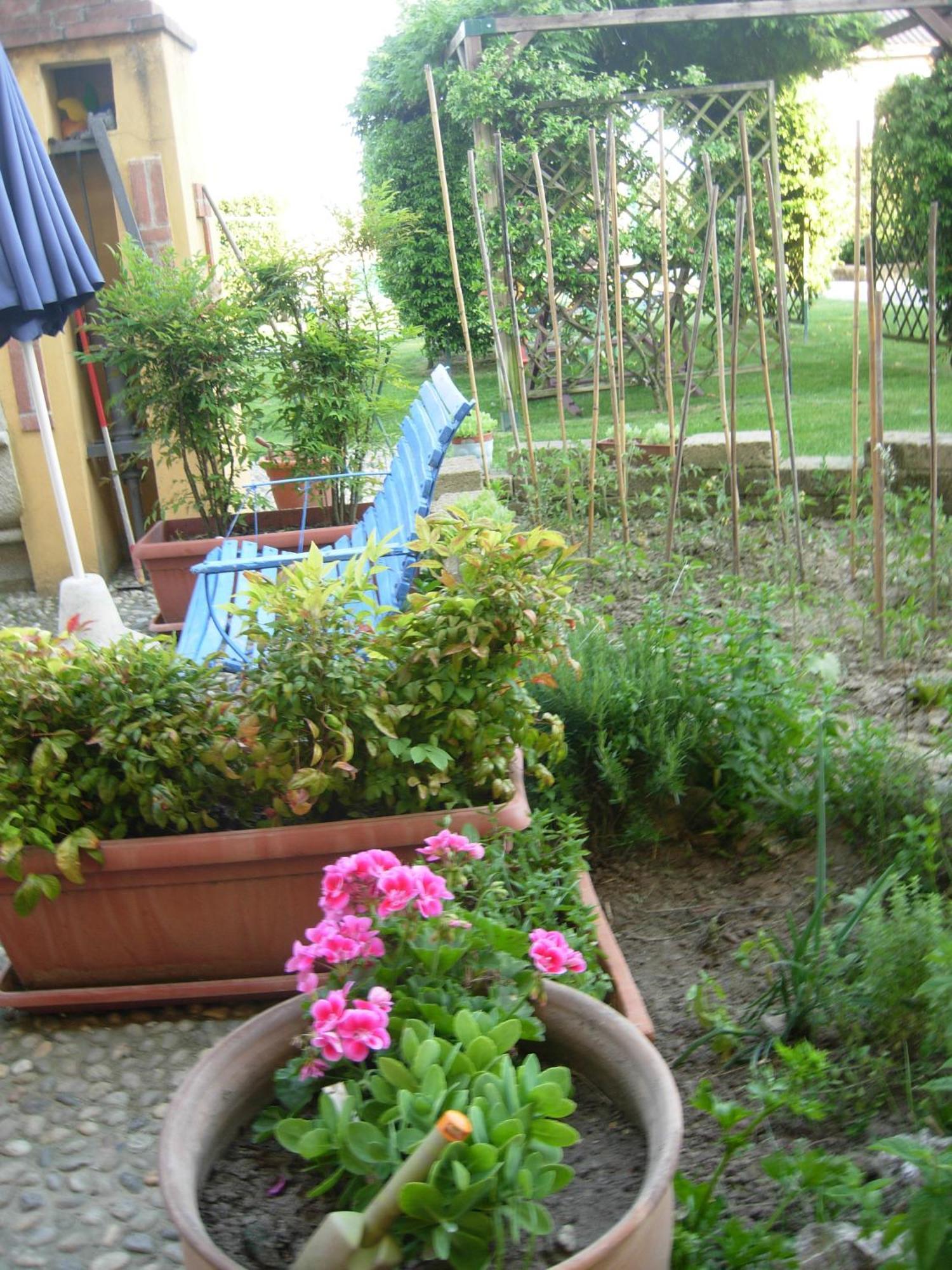 B&B Il Pioppo E La Fonte Castello d'Agogna Luaran gambar
